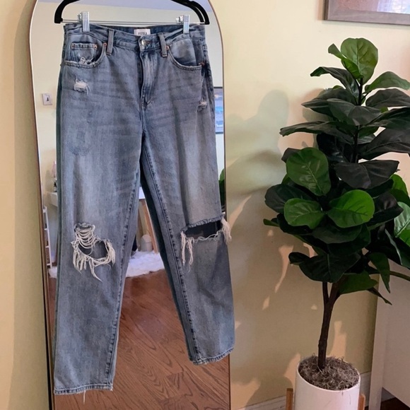 Pistola Presley '90s Roller Med Wash High-Rise Distressed Jeans. - Picture 5 of 15